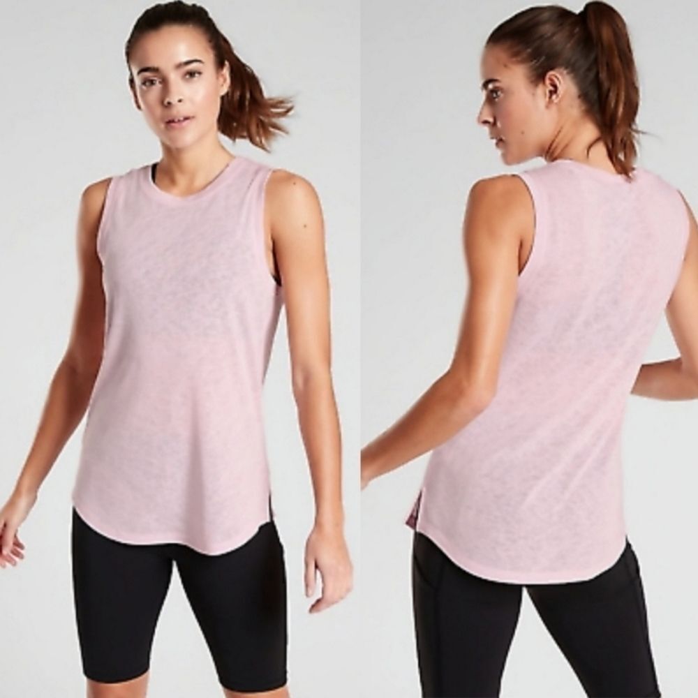 Athleta Nwot Breezy Tank pink top size Small